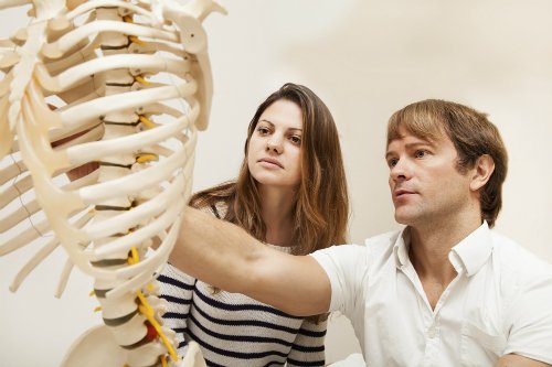 NUTRIADAPT Dá se osteoporóze předcházet tím, co jíme? KOSTLIVEC